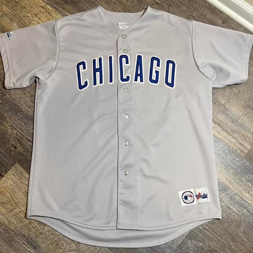 Vintage 1990s Chicago Cubs jersey Size XL